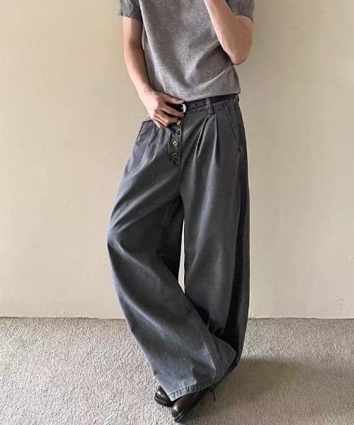 FreeZone(フリーゾーン)の「カラーボタンデザイン ワイドパンツ(カーゴパンツ・メンズ・ブラウン/グレー・L/M/S)」の7枚目の写真