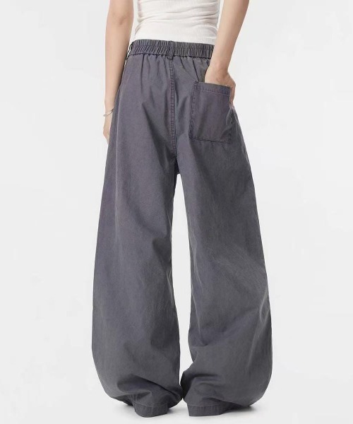 FreeZone(フリーゾーン)の「カラーボタンデザイン ワイドパンツ(カーゴパンツ・メンズ・ブラウン/グレー・L/M/S)」の22枚目の写真