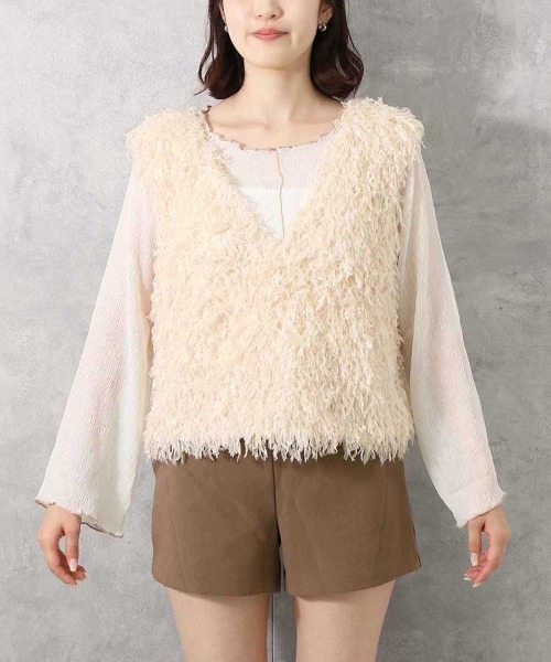 Bleu Bleuet(ブルーブルーエ)の「【ZOZO限定】フリンジ2wayベスト(ベスト・レディース・ブラック系その他/アイボリー/ブラック/ベージュ/ホワイト系その他/ベージュ系その他・FREE)」の16枚目の写真