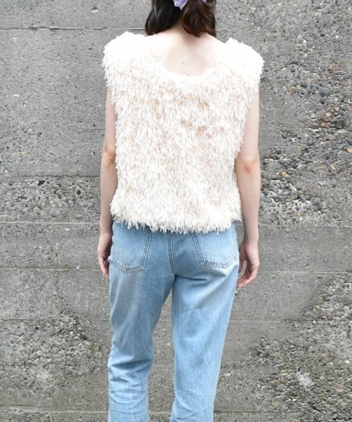 Bleu Bleuet(ブルーブルーエ)の「【ZOZO限定】フリンジ2wayベスト(ベスト・レディース・ブラック系その他/アイボリー/ブラック/ベージュ/ホワイト系その他/ベージュ系その他・FREE)」の19枚目の写真