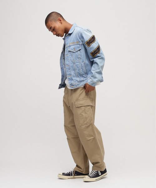 Champion(チャンピオン)の「《A.A.R.C》DENIM JACKET "CHAMPION CUSTOM" / デニムジャケット チャンピオンカスタム / AVIREX / アヴィレックス(デニムジャケット・メンズ・ライトインディゴブルー/インディゴブルー・X-LARGE/MEDIUM/LARGE/XX-LARGE)」の4枚目の写真