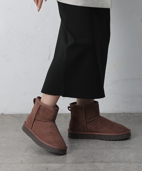 COLONY 2139（コロニートゥーワンスリーナイン）の「ムートンブーツ（ブーツ・レディース・ブラウン/キャメル/ブラック・MEDIUM/LARGE）」の16枚目の写真