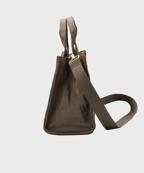 OPAQUE.CLIP（オペークドットクリップ）の「【2WAY】ダイヤキルティングスクエアミドルショルダーバッグ（ショルダーバッグ・レディース・ブラウン系その他/チャコールグレー/ブラック・00）」の15枚目の写真