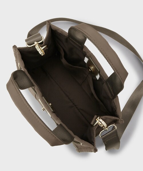 OPAQUE.CLIP（オペークドットクリップ）の「【2WAY】ダイヤキルティングスクエアミドルショルダーバッグ（ショルダーバッグ・レディース・ブラウン系その他/チャコールグレー/ブラック・00）」の20枚目の写真