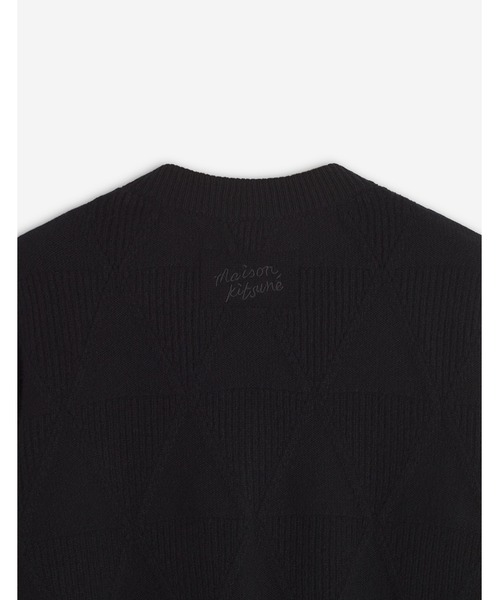 Maison Kitsune（メゾンキツネ）の「TEXTURED WOOL ARGYLE CARDIGAN（カーディガン/ボレロ・メンズ・ブラック・S/M/L）」の4枚目の写真
