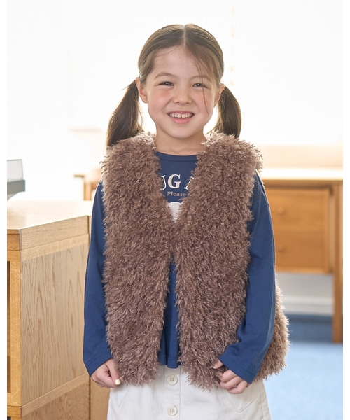 Lycee mine(リセマイン)の「【ふわふわやわらか】ファーベスト(ベスト・キッズ・アイボリー/チャコール/モカ/ミント・L/M)」の4枚目の写真