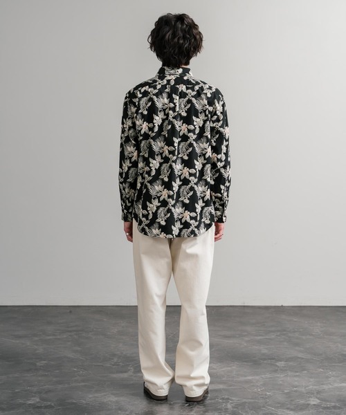 Audience(オーディエンス)の「Upscape Audience 日本製/国産プリントブロードワンウォッシュレギュラーカラー長袖テーパードシャツ AUD6664(シャツ/ブラウス・メンズ・ブラック/カーキ/オフホワイト/ブラック系/ベージュ/グリーン/アイボリー・M/L)」の12枚目の写真