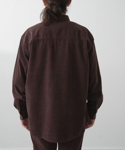 ITEMS URBANRESEARCH（アイテムズ アーバンリサーチ）の「Souplement Corduroy Shirts（シャツ/ブラウス・メンズ・チャコールグレー/ブラウン/ブラック・MEDIUM/LARGE）」の12枚目の写真