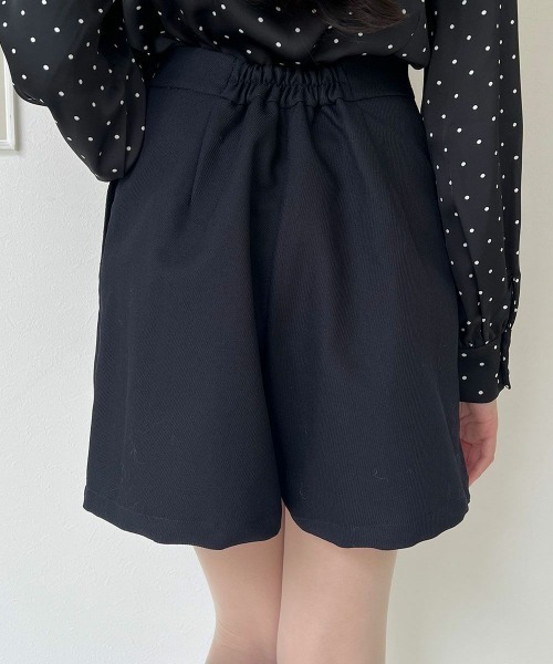 F i.n.t（フィント）の「チェーン付きエンブレム釦ショートパンツ/fint フィント（その他パンツ・レディース・ブラウン/ブラック・FREE）」の11枚目の写真