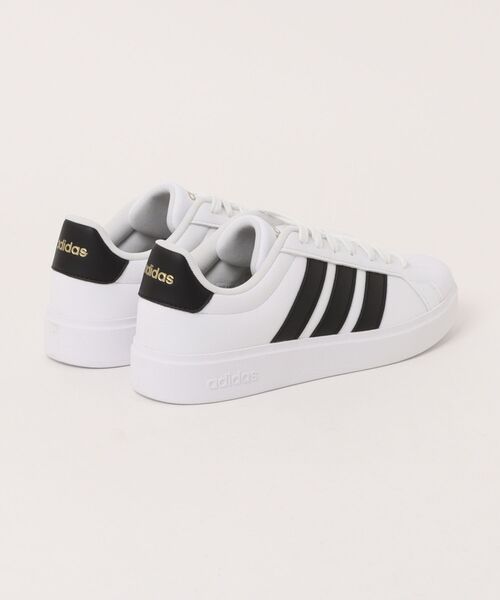 adidas(アディダス)の「【adidas】STREETTALK U(スニーカー・メンズ・ホワイト×ブラック・25.0cm/25.5cm/26.0cm/26.5cm/27.0cm/27.5cm/28.0cm/29.0cm)」の2枚目の写真