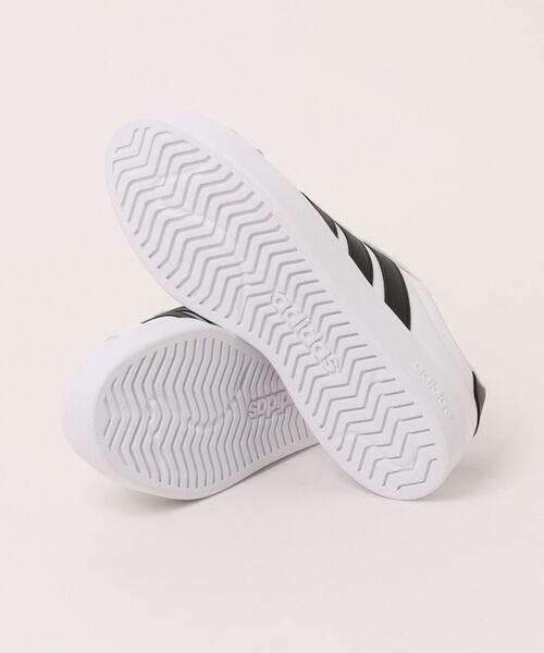 adidas(アディダス)の「【adidas】STREETTALK U(スニーカー・メンズ・ホワイト×ブラック・25.0cm/25.5cm/26.0cm/26.5cm/27.0cm/27.5cm/28.0cm/29.0cm)」の3枚目の写真