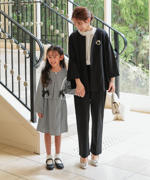 KOBE LETTUCE（コウベレタス）の「[ セレモニー ] [ ストレッチ × ノーアイロン ] 選べる4サイズ 細見えストレッチジャケット(単品)（ノーカラージャケット・レディース・ブラック・L/M/XL/PM）」の2枚目の写真