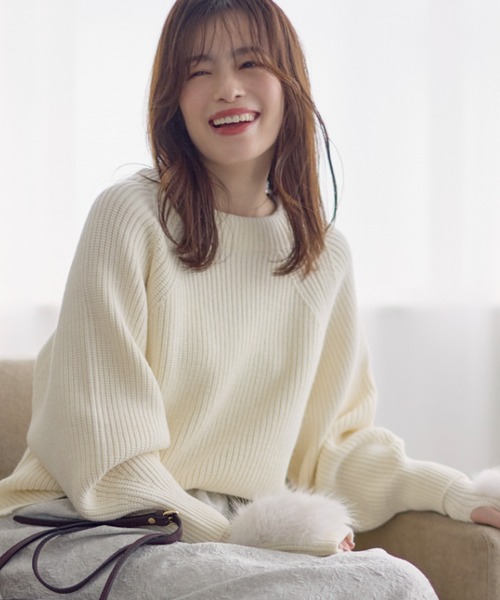 PINKY&DIANNE（ピンキーアンドダイアン）の「◆ファーグローブ付き畦ニットプルオーバー（ニット/セーター・レディース・ブラック/ピンク/ホワイト・38）」の2枚目の写真