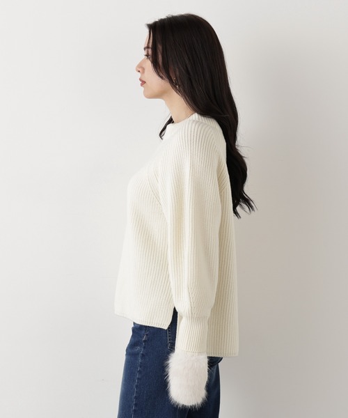 PINKY&DIANNE（ピンキーアンドダイアン）の「◆ファーグローブ付き畦ニットプルオーバー（ニット/セーター・レディース・ブラック/ピンク/ホワイト・38）」の7枚目の写真