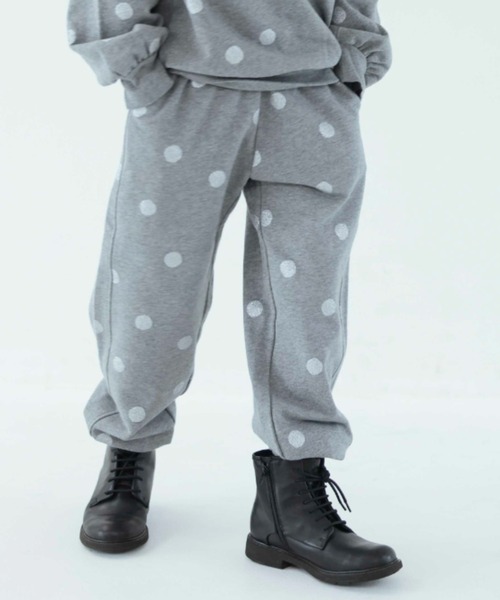 BRANSHES（ブランシェス）の「【b.+A】金子綾/裏毛カーブパンツ（スウェットパンツ・キッズ・カラフル/その他2・130/110/150/90/100/140/120）」の2枚目の写真