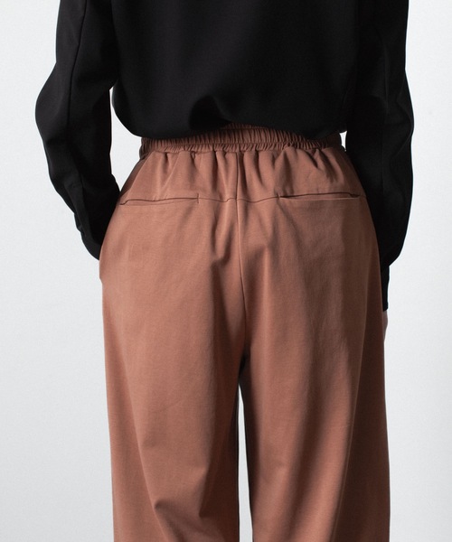 ATTACHMENT(アタッチメント)の「コットン ダブルフェイス ラウンジトラウザーズ / COTTON DOUBLE FACE LOUNGE TROUSERS(その他パンツ・メンズ・ダークベージュ/ダークグレー/ブラウン/ブラック・3/2/1/4)」の18枚目の写真