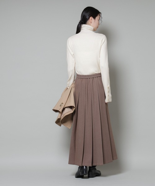 NANO universe(ナノユニバース)の「洗濯機洗可メタルボタンリブニット(ニット/セーター・レディース・オフホワイト/ブラック/ライトグレー・FREE)」の14枚目の写真