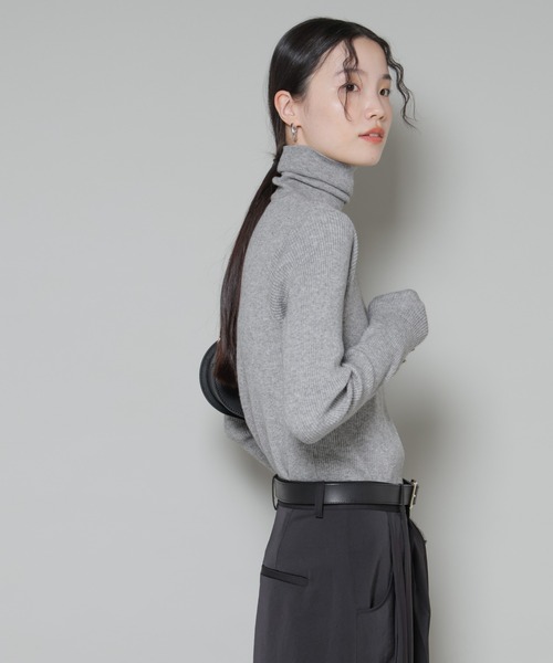 NANO universe(ナノユニバース)の「洗濯機洗可メタルボタンリブニット(ニット/セーター・レディース・オフホワイト/ブラック/ライトグレー・FREE)」の19枚目の写真