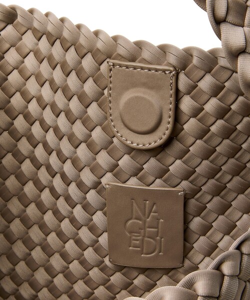 TOMORROWLAND （トゥモローランド）の「NAGHEDI NOMAD HOBO バッグ（ショルダーバッグ・レディース・ベージュ・FREE）」の4枚目の写真