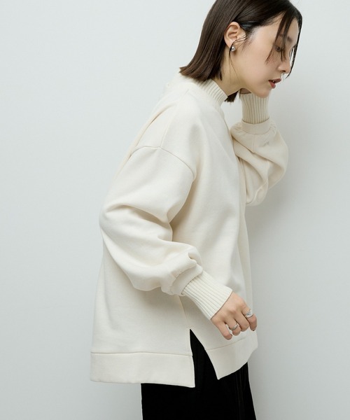 Green Parks(グリーンパークス)の「リブドッキング裏起毛プルオーバー(スウェット・レディース・チャコールグレー/ホワイト系その他2/パープル/レッド・FREE)」の2枚目の写真