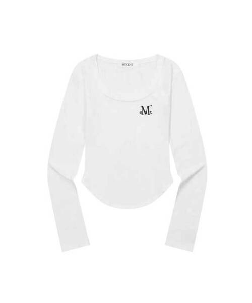 MUCENT(ムセント)の「マリエルスクエアネックグルミクロップ長袖Tシャツ(6カラー)(Tシャツ/カットソー・レディース・チャコールグレー/ブラック/ブラウン/グレー/アイボリー/PINK・FREE)」の2枚目の写真