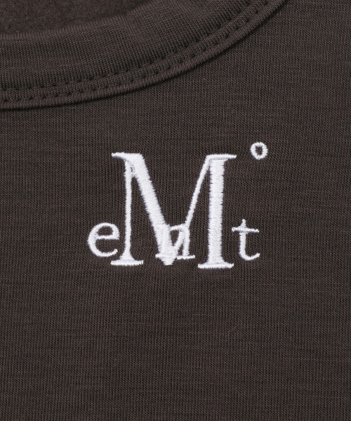 MUCENT(ムセント)の「マリエルスクエアネックグルミクロップ長袖Tシャツ(6カラー)(Tシャツ/カットソー・レディース・チャコールグレー/ブラック/ブラウン/グレー/アイボリー/PINK・FREE)」の13枚目の写真