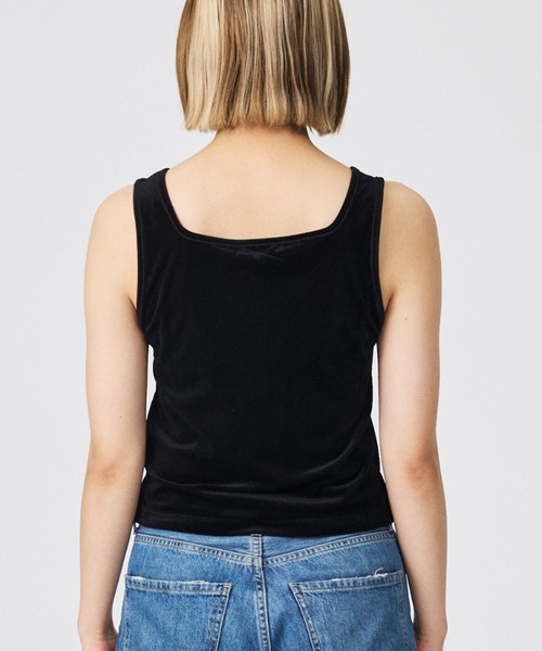 Rouge vif la cle（ルージュヴィフラクレ）の「【Keena/キーナ】ベルベットタンクトップス/トップス/ベロア/レイヤード【WEB限定】（Tシャツ/カットソー・レディース・カーキ/ブラック/ブラック系その他/ブラック系その他2/ピンク・フリー）」の14枚目の写真