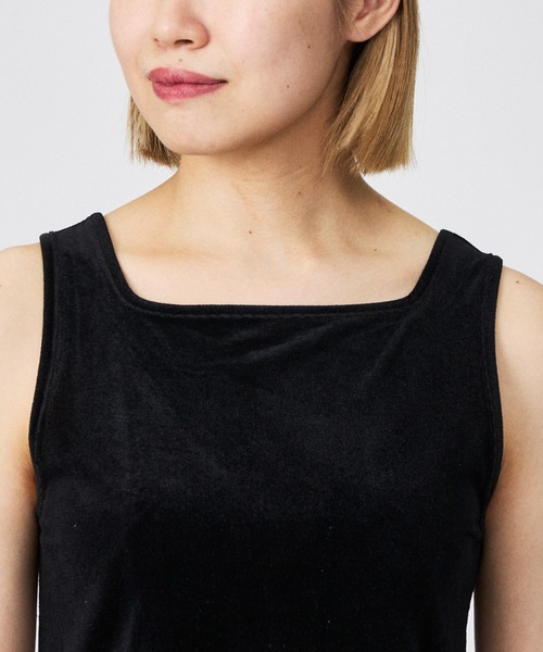 Rouge vif la cle（ルージュヴィフラクレ）の「【Keena/キーナ】ベルベットタンクトップス/トップス/ベロア/レイヤード【WEB限定】（Tシャツ/カットソー・レディース・カーキ/ブラック/ブラック系その他/ブラック系その他2/ピンク・フリー）」の15枚目の写真