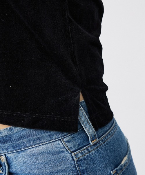 Rouge vif la cle（ルージュヴィフラクレ）の「【Keena/キーナ】ベルベットタンクトップス/トップス/ベロア/レイヤード【WEB限定】（Tシャツ/カットソー・レディース・カーキ/ブラック/ブラック系その他/ブラック系その他2/ピンク・フリー）」の16枚目の写真