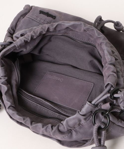 Desigual（デシグアル）の「ウォッシュドデニム ギャザーハンドルバッグ（ハンドバッグ・レディース・ブラック・FREE）」の4枚目の写真