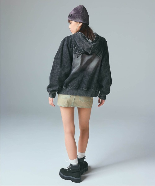 X-girl(エックスガール)の「ARCH LOGO HOODED JACKET(ブルゾン・レディース・ブラウン/ブラック・S/M)」の15枚目の写真