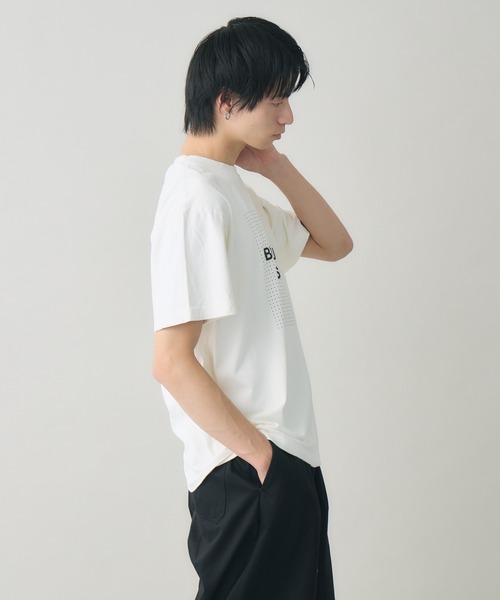 kuros'(クロス)の「BEAUTIFUL THINGS LOGO TEE(Tシャツ/カットソー・レディース・ブラック/ホワイト・MEDIUM/LARGE)」の21枚目の写真