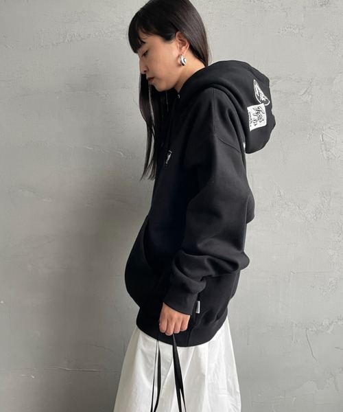 BEN DAVIS（ベンデイビス）の「【WEB限定】[BEN DAVIS/ベンデイビス] マルチワッペン バックプリントパーカー【追加】（パーカー・レディース・グレー/ピンク/ブラック・M/L/XL）」の8枚目の写真