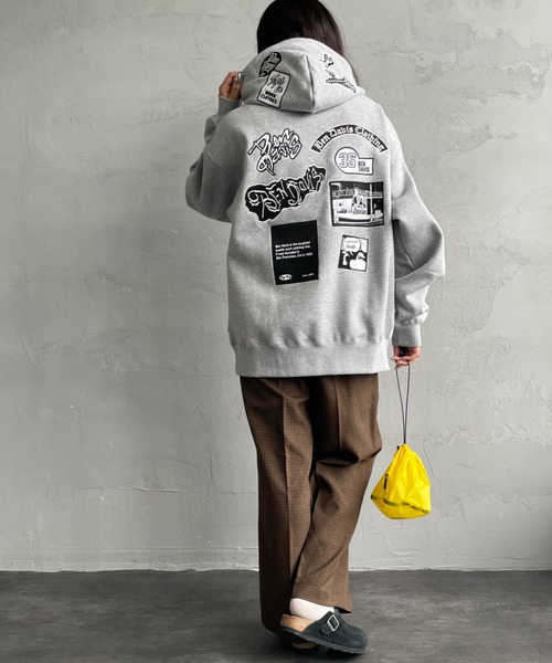 BEN DAVIS（ベンデイビス）の「【WEB限定】[BEN DAVIS/ベンデイビス] マルチワッペン バックプリントパーカー【追加】（パーカー・レディース・グレー/ピンク/ブラック・M/L/XL）」の21枚目の写真
