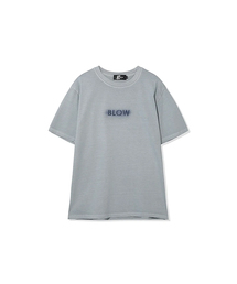 BLOW（ブロウ）の「ピグメントレタリング半袖Tシャツ_スカイブルー（Tシャツ/カットソー）」