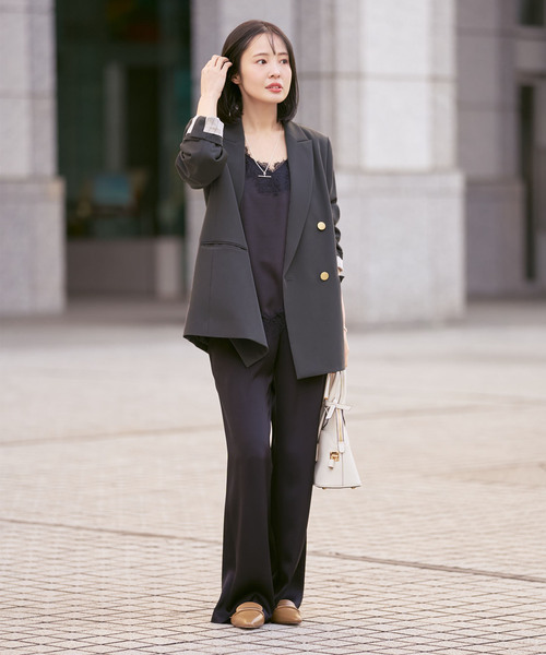 Noble(ノーブル)の「《追加・セットアップ対応》フローツイルピークドラペルジャケット(テーラードジャケット・レディース・モカ/ブルー/チャコールグレー・40/38/36/34)」の4枚目の写真