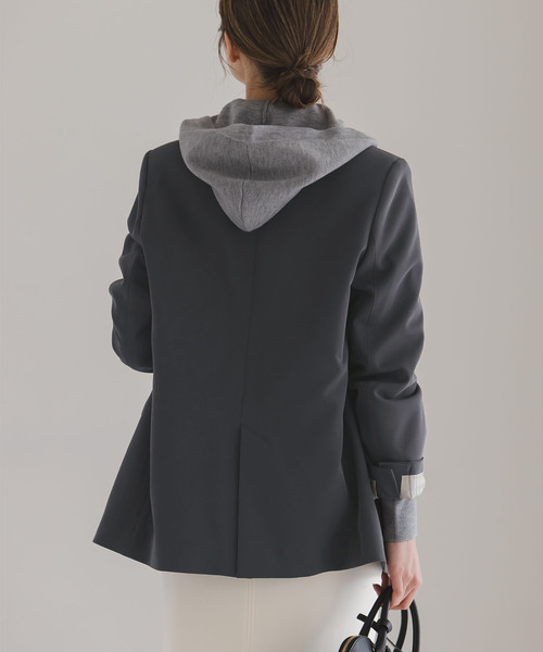 Noble(ノーブル)の「《追加・セットアップ対応》フローツイルピークドラペルジャケット(テーラードジャケット・レディース・モカ/ブルー/チャコールグレー・40/38/36/34)」の15枚目の写真