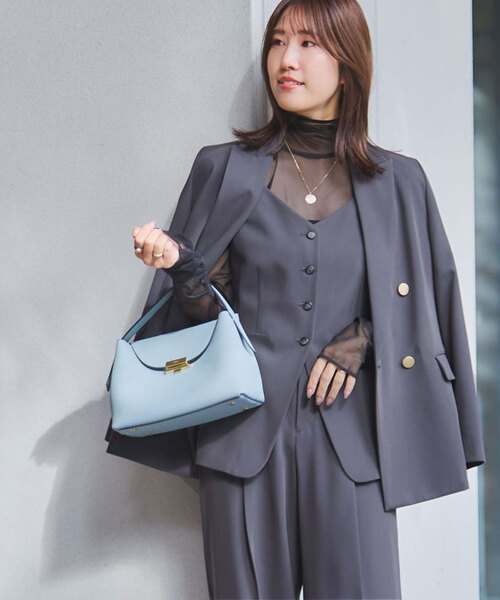 Noble(ノーブル)の「《追加・セットアップ対応》フローツイルピークドラペルジャケット(テーラードジャケット・レディース・モカ/ブルー/チャコールグレー・40/38/36/34)」の19枚目の写真