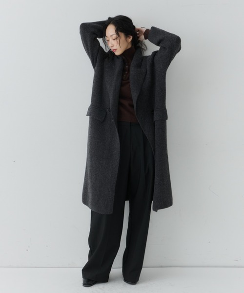 NUJOH(ヌゾ)の「Long Tailored Minimal Coat / ロングテーラードミニマルコート(チェスターコート・レディース・チャコールグレー/ブラウン/ライトベージュ/ブラック・FREE)」の5枚目の写真