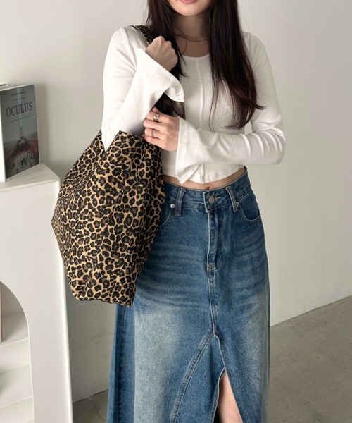 wears(ウェアーズ)の「レオパード柄ワンハンドルトートバッグ スクエアトートバッグ(トートバッグ・レディース・ブラック/ブラウン・FREE)」の14枚目の写真