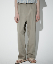 ease（イーズ）の「HALF BANDING SLACKS_OLIVE KHAKI（スラックス）」