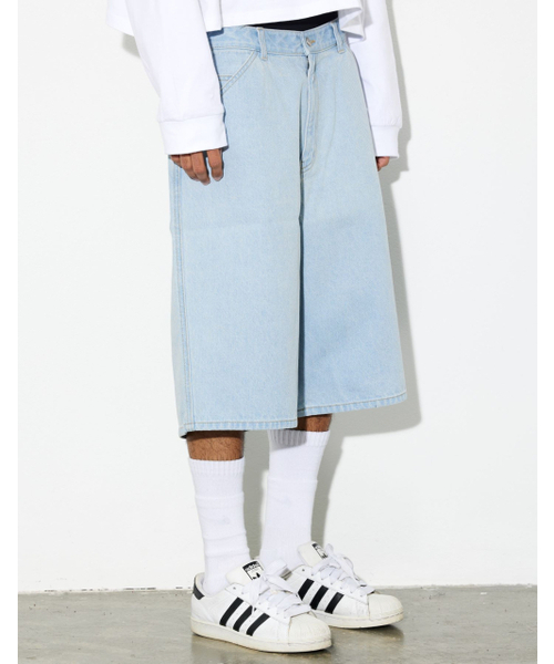 PHILIPPAKER(フィリップペイカー)の「ブルーベースバミューダワイドデニムショートパンツライトブルー(その他パンツ・メンズ・その他・MEDIUM/LARGE/X-LARGE)」の1枚目の写真