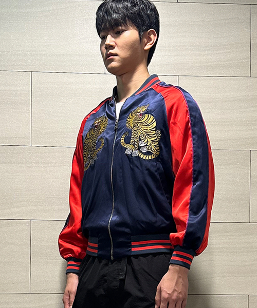 BEOM(ボム)の「韓国ホワイトタイガージャンパー(レッド)(ブルゾン・メンズ・その他・FREE)」の9枚目の写真