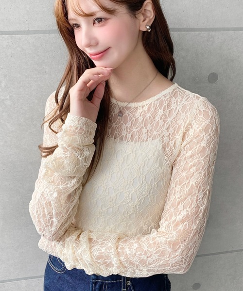 moment+(モーメントプラス)の「クルーネック袖ギャザー長袖ストレッチレーストップス(Tシャツ/カットソー・レディース・オフホワイト/ブラック/ナチュラル・L/M)」の11枚目の写真