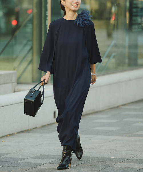 ACEPOLYバックサテンケープ風ワンピース（ワンピース）｜VERMEIL par