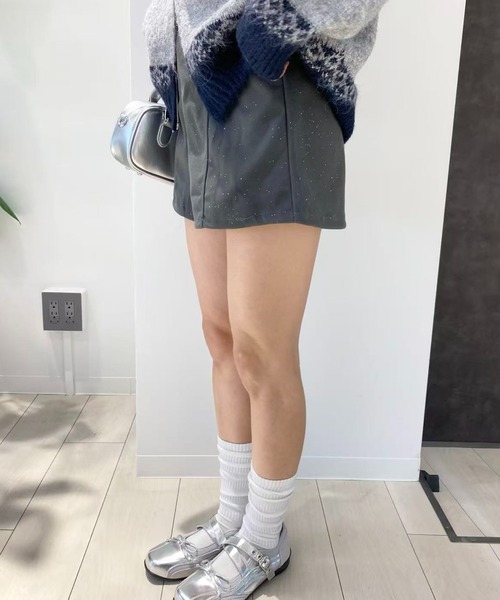 mebole(メボレ)の「ラメショートパンツ(その他パンツ・レディース・ブラック/グレー・SMALL/MEDIUM)」の21枚目の写真