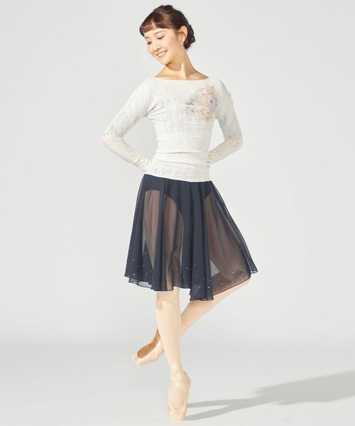 Chacott（チャコット）の「【ノーソーイングニット】フラワーブーケプリントニットトップ（ニット/セーター・レディース・ホワイト/ライトピンク・M）」の6枚目の写真