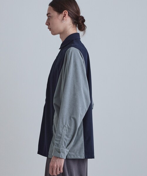 tk.TAKEO KIKUCHI（ティーケータケオキクチ）の「コーデュロイドルマンシャツ（シャツ/ブラウス・メンズ・ネイビー/ライトグレー/ブラック・02/03）」の17枚目の写真