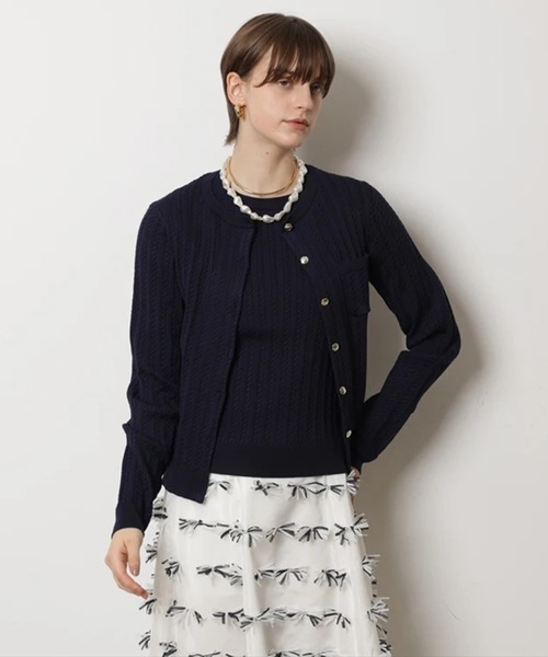 CADUNE(カデュネ)の「ケーブルアンサンブル(ニット/セーター・レディース・ホワイト/ブラック系その他/ベージュ/ホワイト系その他/レッド/ネイビー・38)」の5枚目の写真