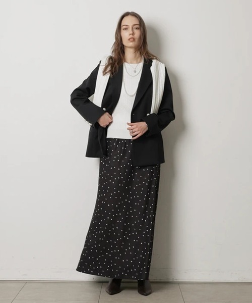 CADUNE(カデュネ)の「ケーブルアンサンブル(ニット/セーター・レディース・ホワイト/ブラック系その他/ベージュ/ホワイト系その他/レッド/ネイビー・38)」の17枚目の写真